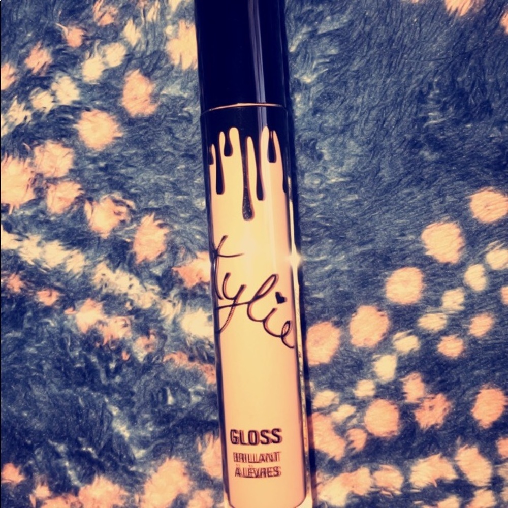 Kylie cosmetics so cute lipgloss!